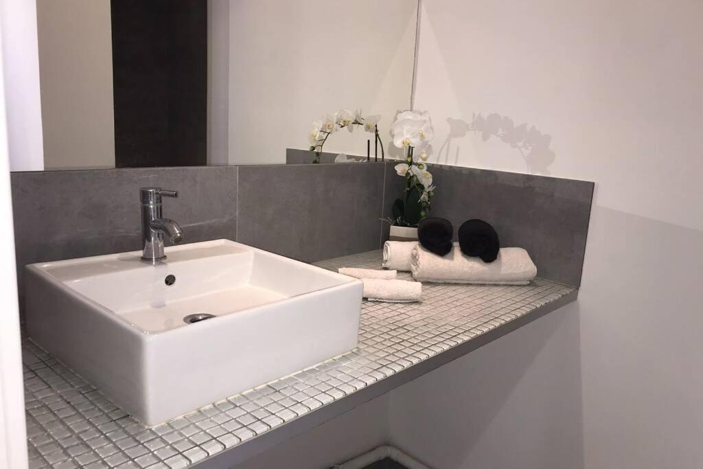 Studio Cocooning A 50 M Du Port, Classe 1 Etoile كاسيس المظهر الخارجي الصورة